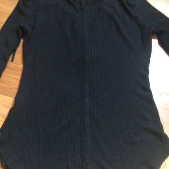 black cross tie shirt. Waffle fabric - Picture 5 of 5